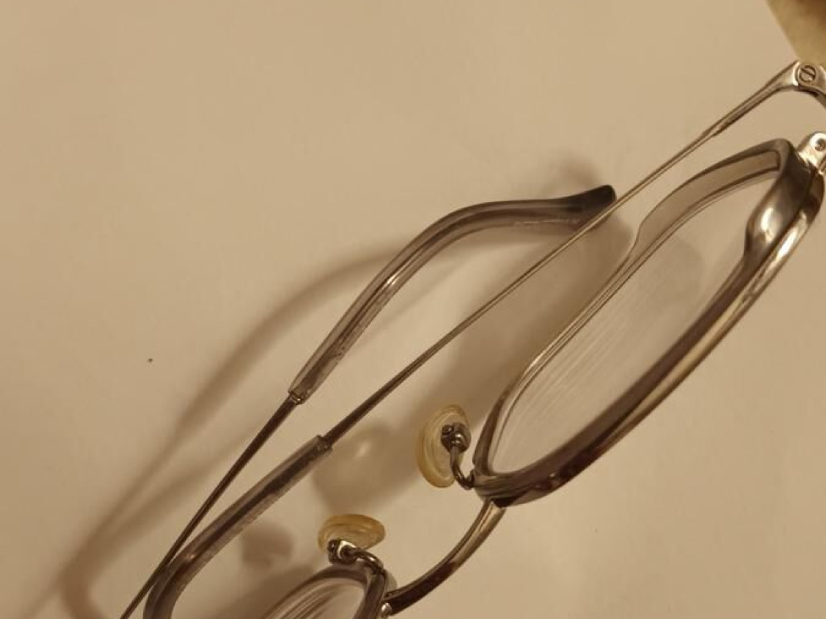 Level titanium - LE2267 Gris 51/20 140