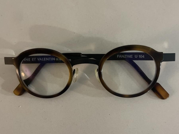 Anne et Valentin  - Fanzine U104