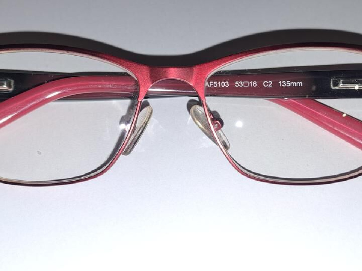 Alain Afflelou - OAF5103 53 □ 16 C2 135mm