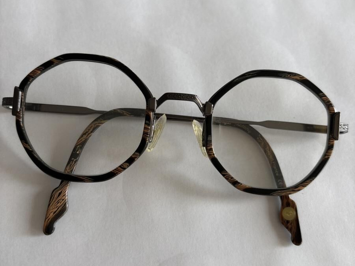 Vinyl factory - hite c2