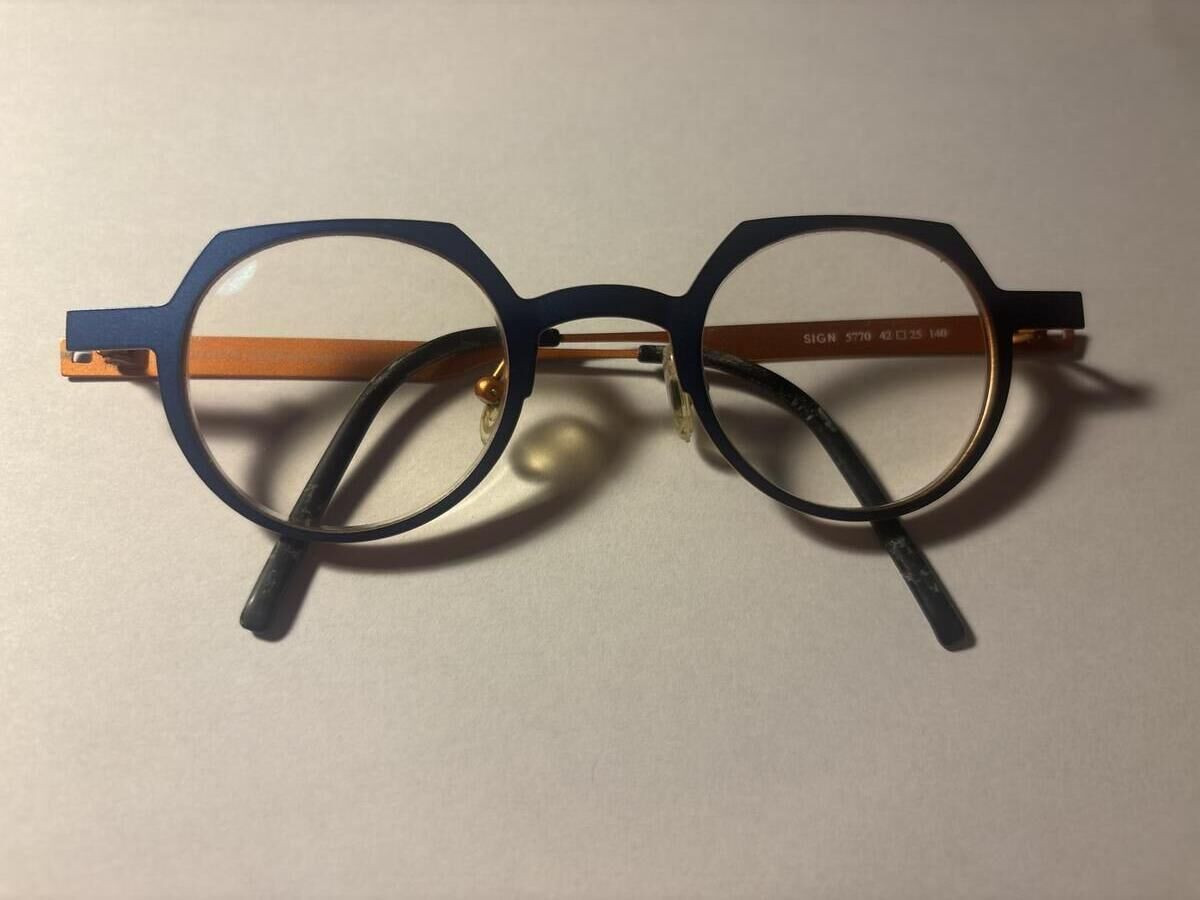 Vuillet - Sign 5770 42¤25 140