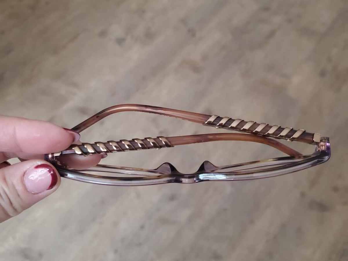 Givenchy - VGV865 098E  52¤16