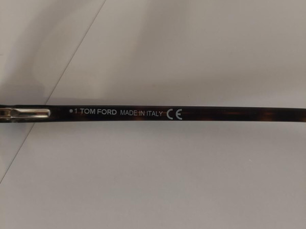 Tom Ford - TF5764-B 052 56¤15