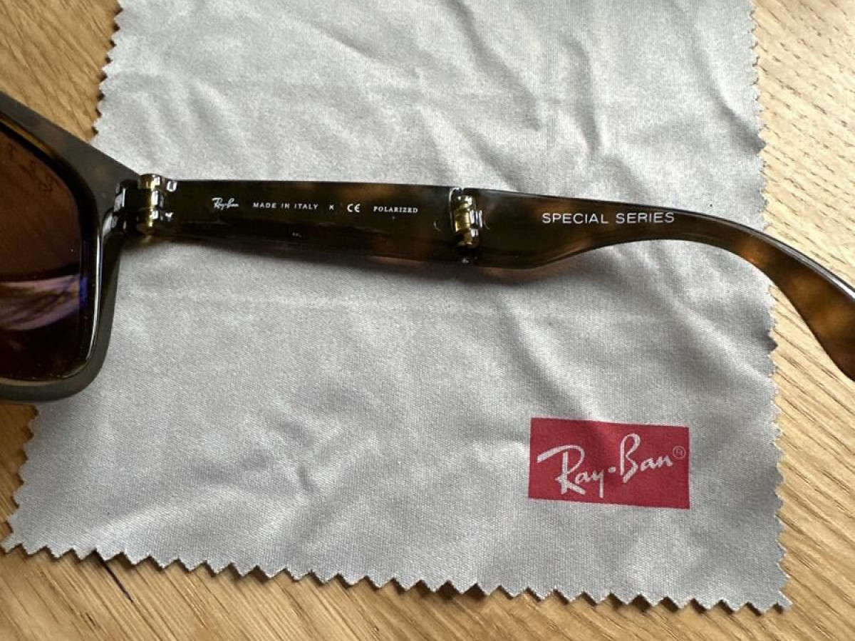 RAY-BAN  RB4105 710/4S 50/22