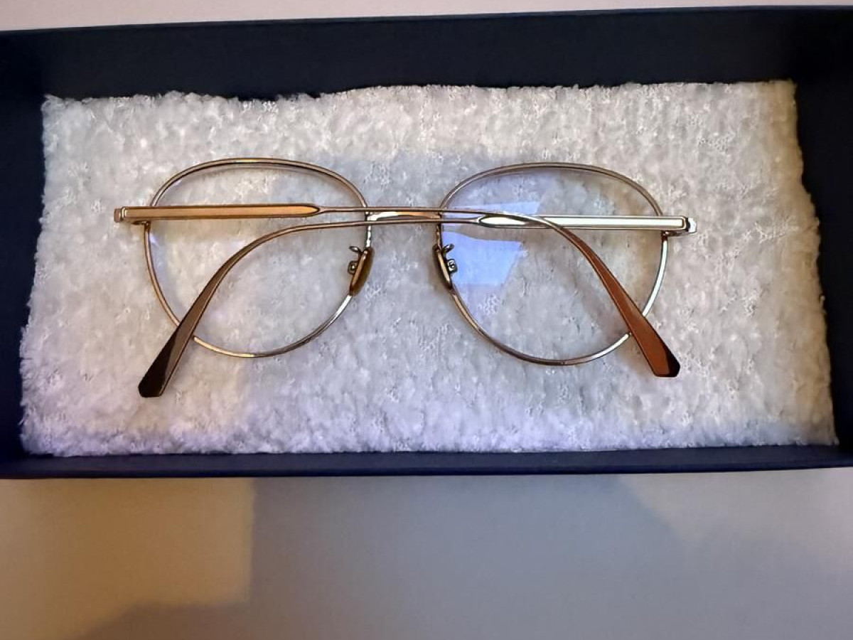 Dior - GEMDIORO RU E000 53/17 145 matte rose gold