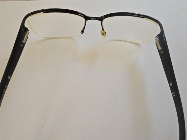 GIVENCHY - VGV429V COL 0530 135 55¤17