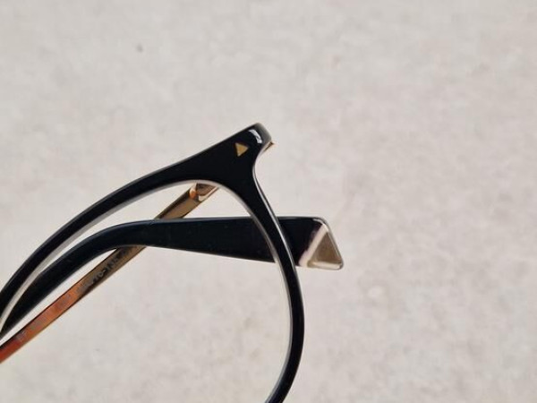 Eleven Paris - EP AM011 48¤16