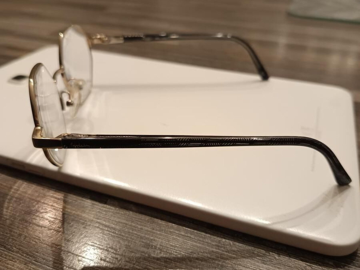 Magic - MJ044 49¤18 BKGD 130