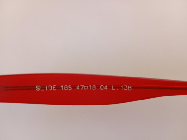 Slide - Slide 185 47¤18 04 L.138