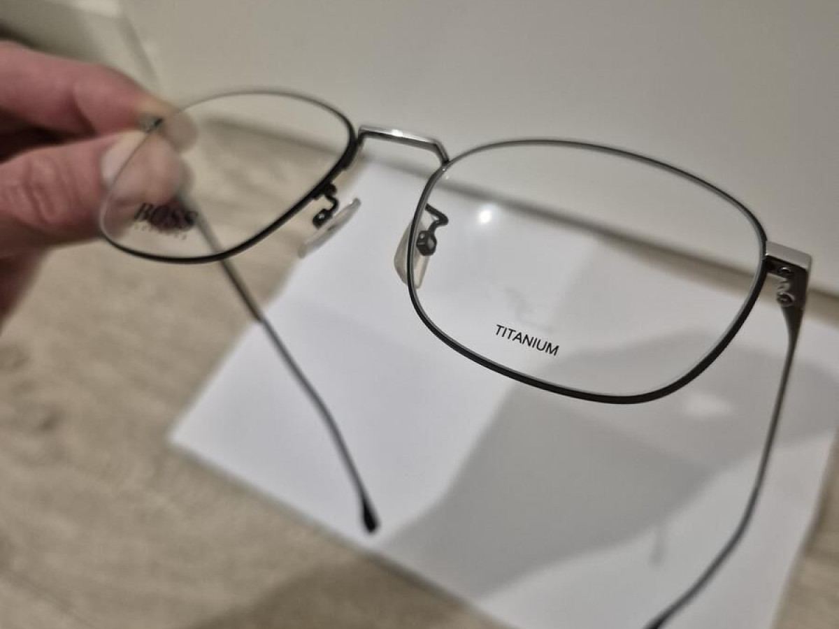 Boss - 1067/f 124 145  H41L 53¤19