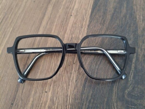 BALI - 21065 C2 53¤19 145