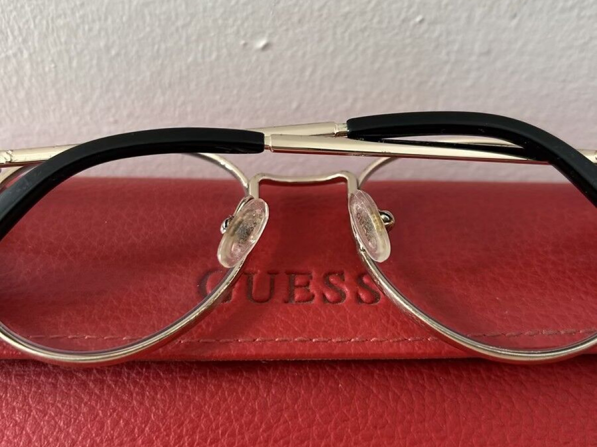GUESS  - GU272500550¤18140