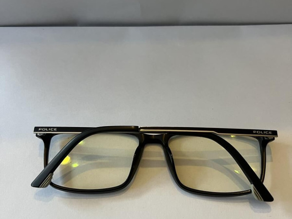 Police - VPLB48COL0U28145