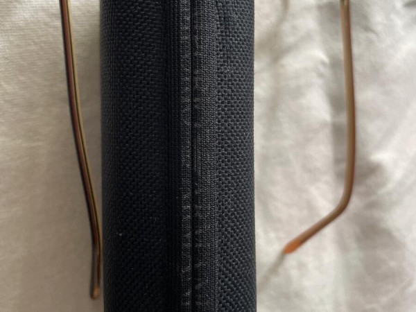 Emporio Armani - 591 322 49¤19 135