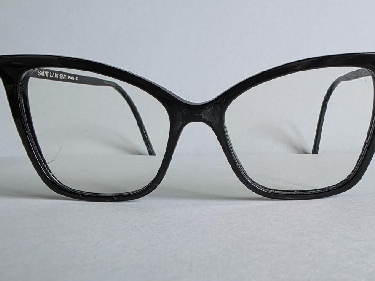 YVES SAINT LAURENT - SL 386 001 53¤16 - 145