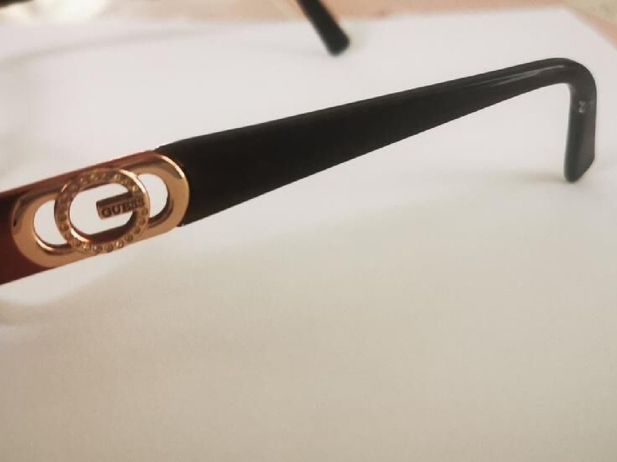 Guess - GU2250 51¤18