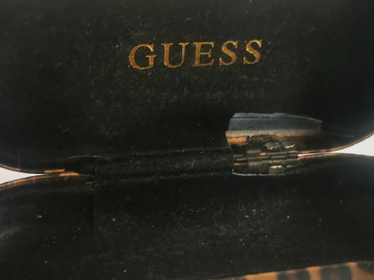 Guess - GU2250 51¤18