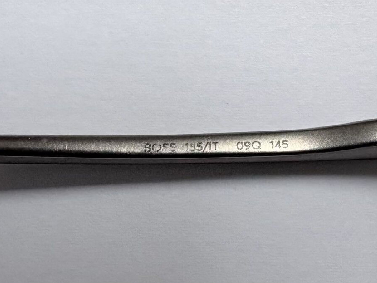 BOSS - 185/IT 09Q 145