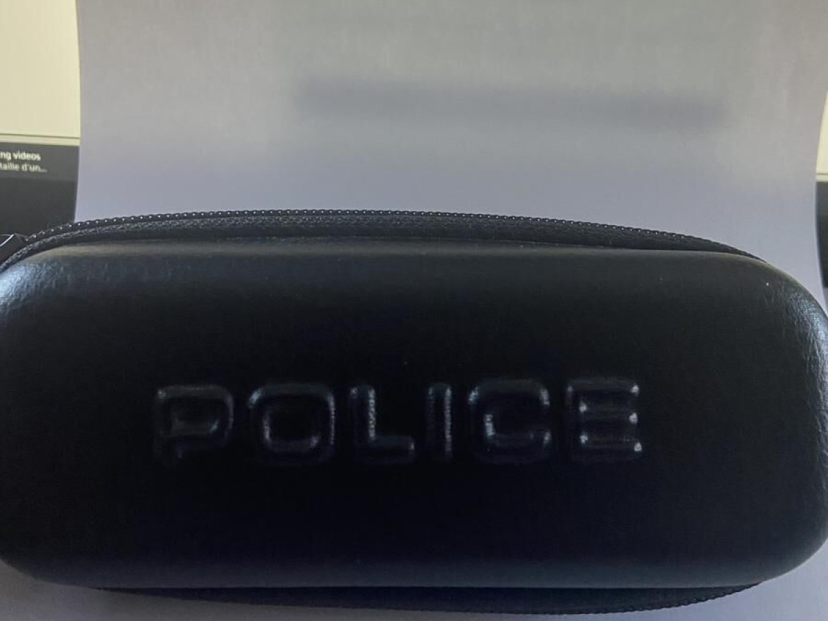 POLICE - 3 S8426N 59¤17