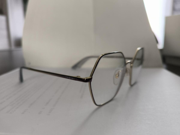 Vogue  - Vo4228 53/17