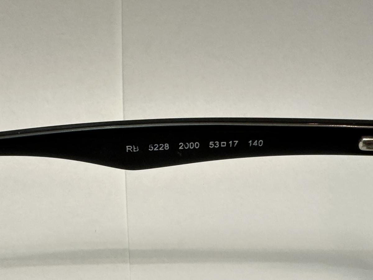 Ray-Ban - RB5228 2000 53/17 140