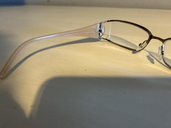 Givenchy vgv 320 53¤17 col or80 135