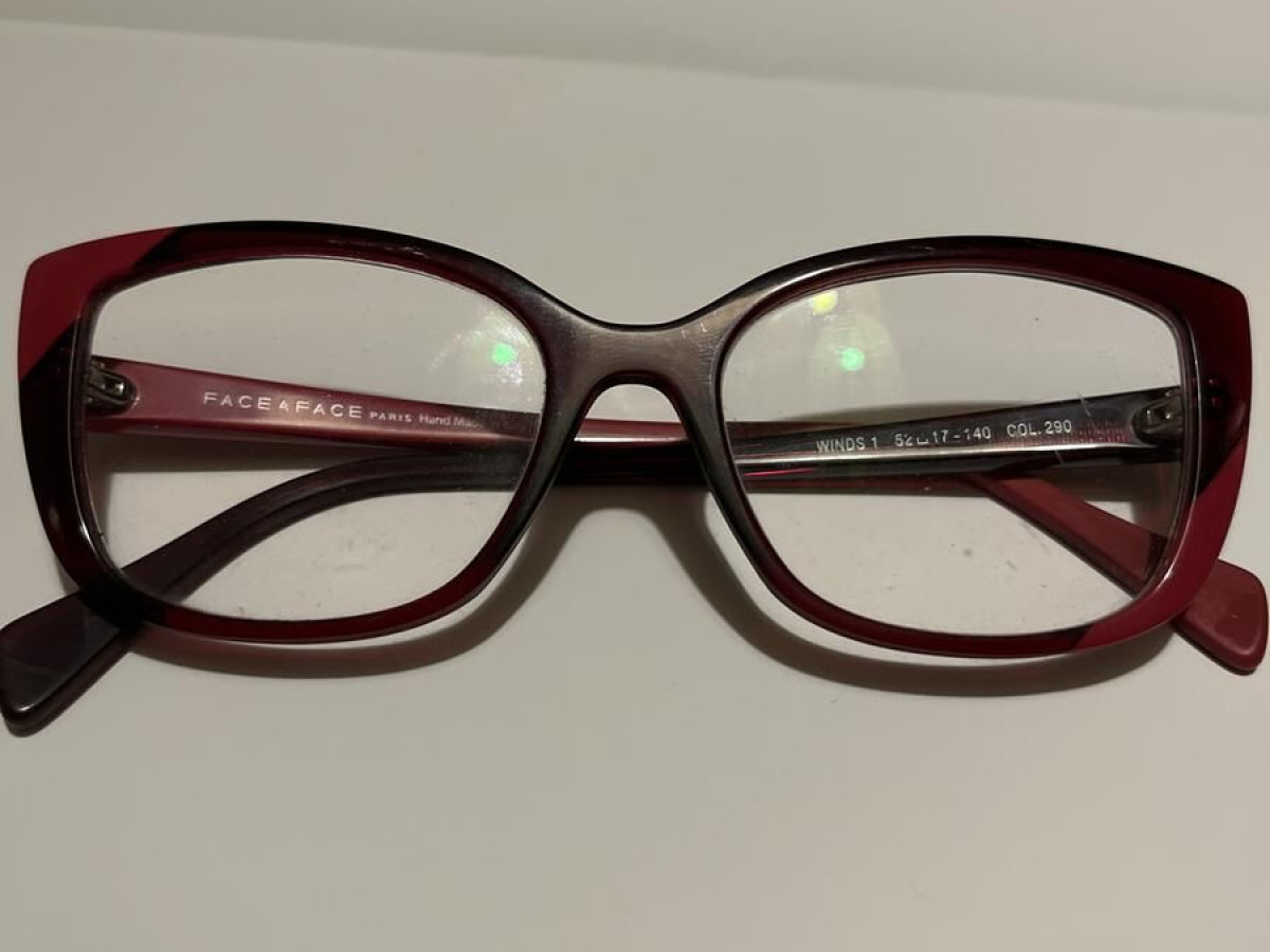 FACE À FACE - WINDS 52¤17 140. COL 290