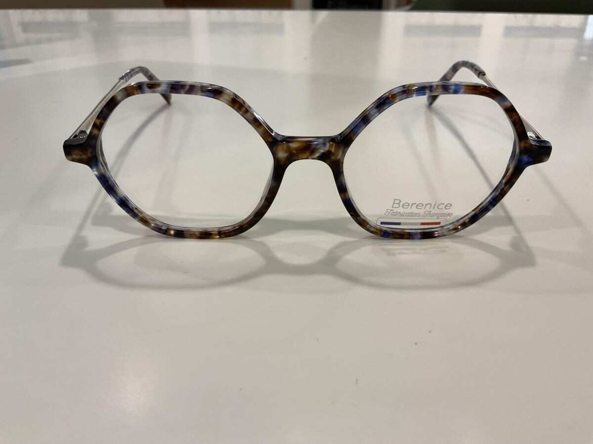 BERENICE - ELIZABETH D51  52/18