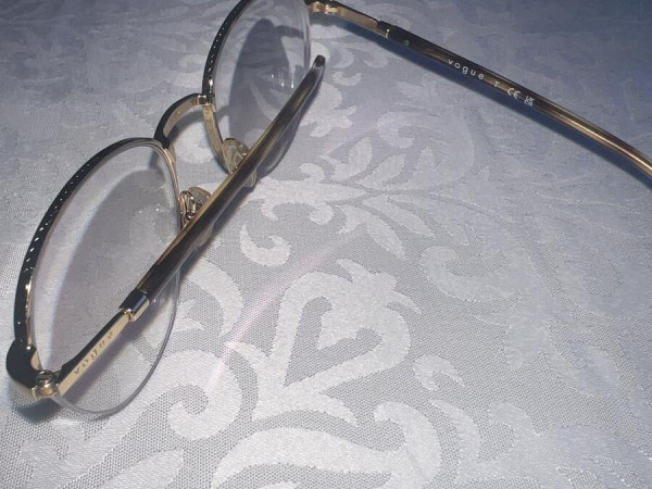 Vogue  - VO4263 280 50¤20145