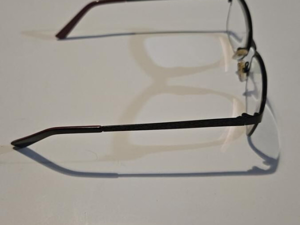 Level - LE1616 NOIR 52/16 135