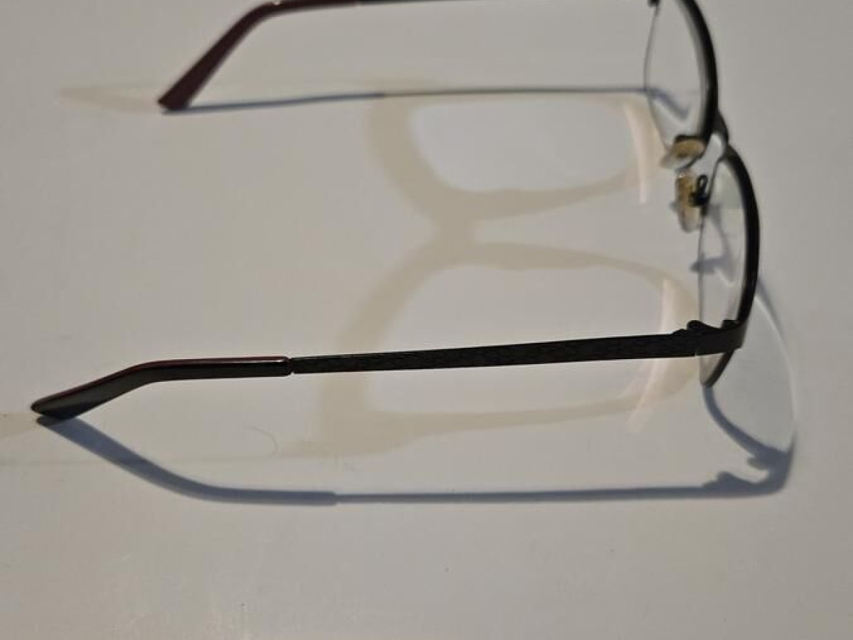 Level - LE1616 NOIR 52/16 135