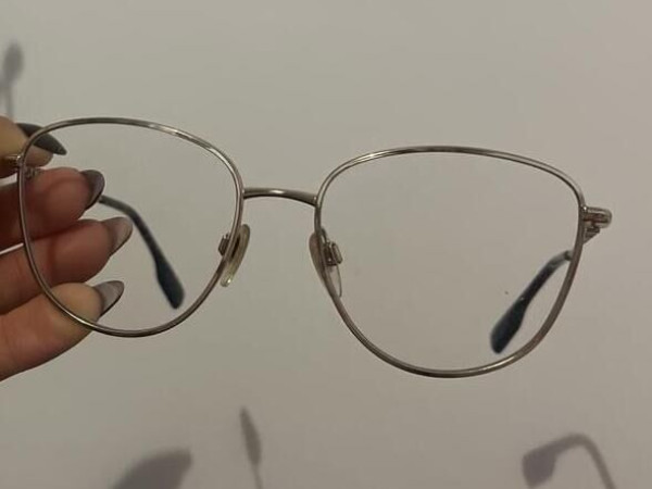 Burberry  - Be1376 1340 067