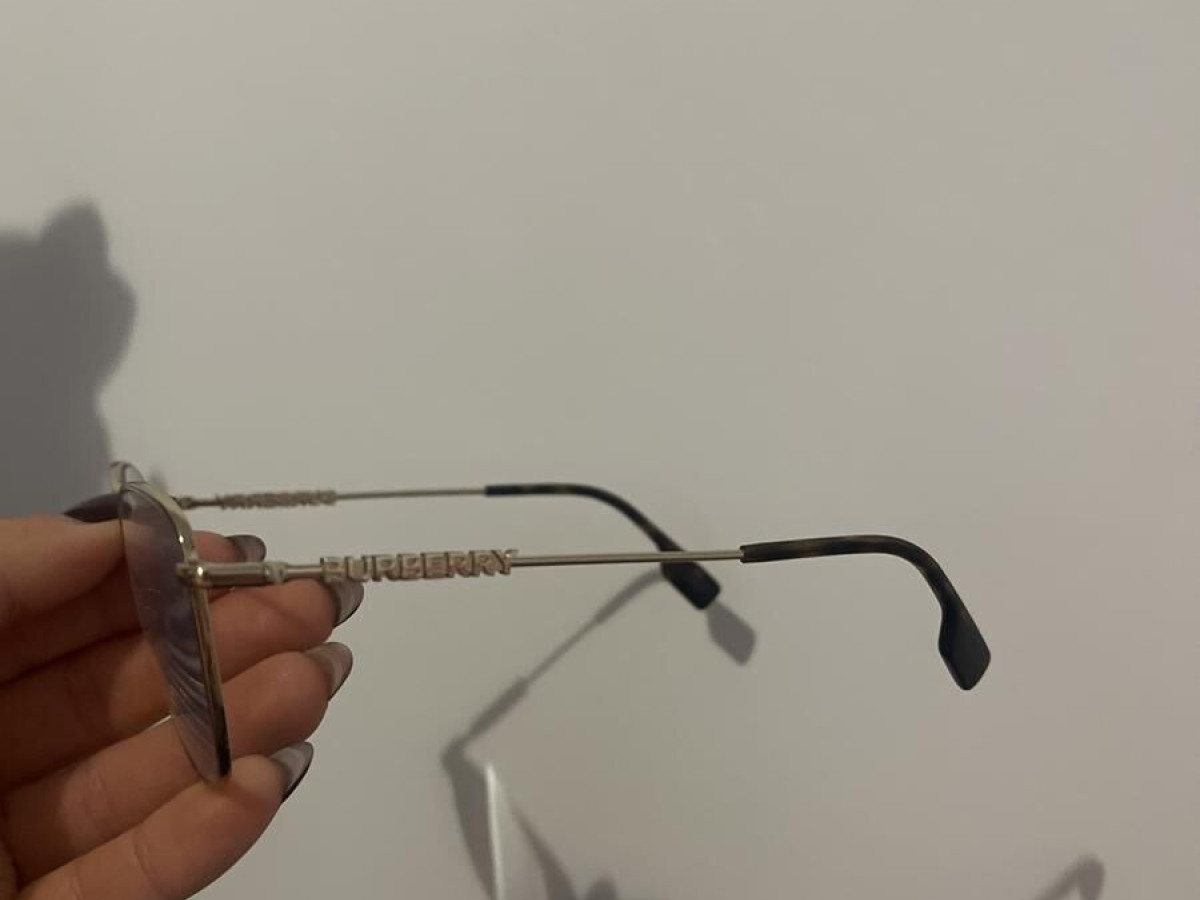 Burberry  - Be1376 1340 067