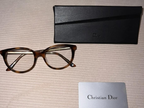 Christian Dior - Montaigne n16 51¤18