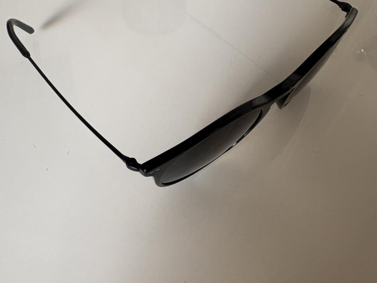 Giorgio Armani - AR8121