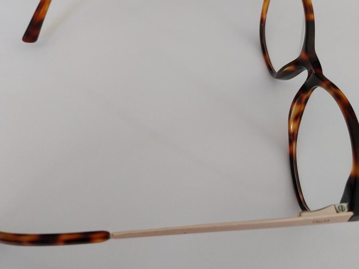 D bye d - DBHF05 54¤17 8719154308536