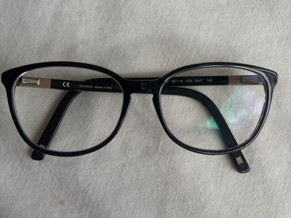 Escada - Ves355 52¤16...