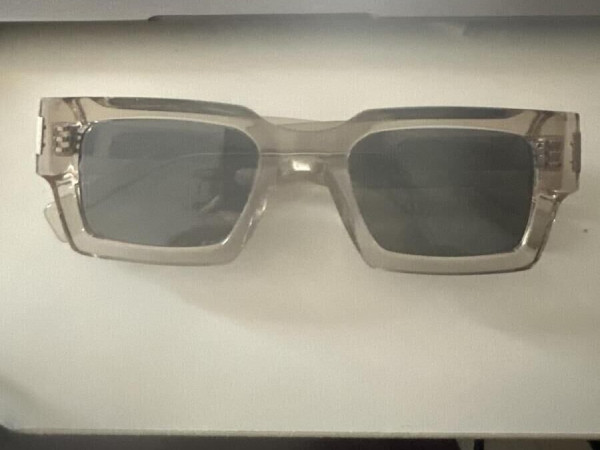 Yves saint Laurent  - SL572