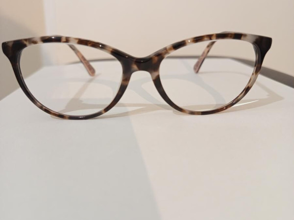 Adriana - AD16M01 C01 135