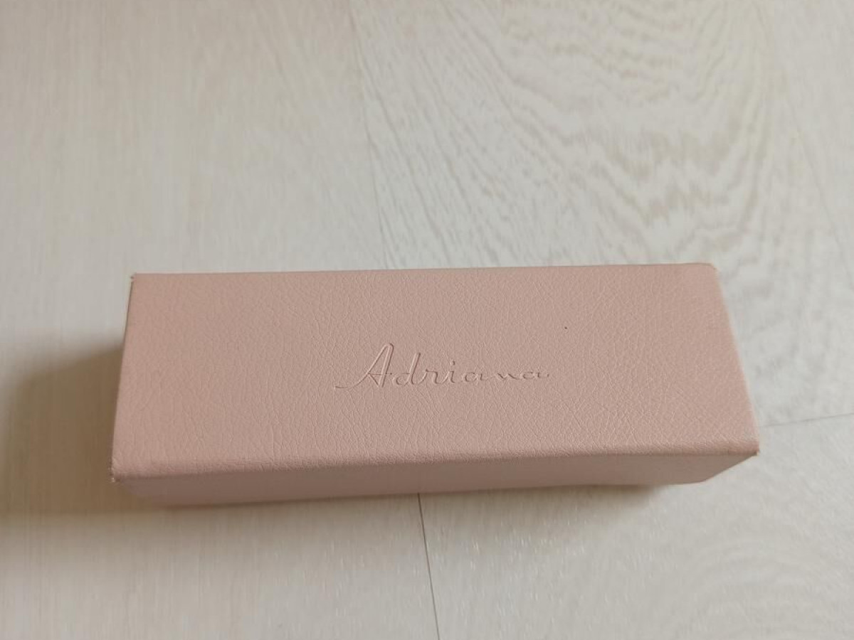 Adriana - AD16M01 C01 135