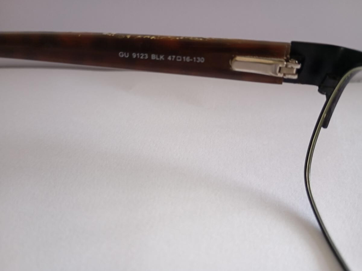 Guess  - GU9123 BLK47016 130 47¤16