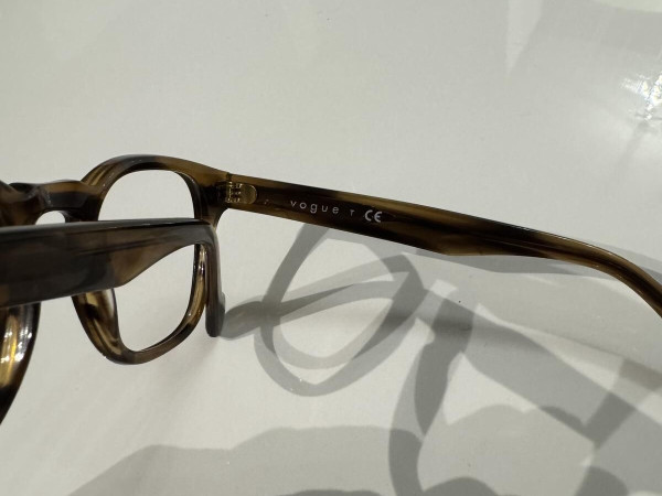 Vogue - VO 5331 49¤21