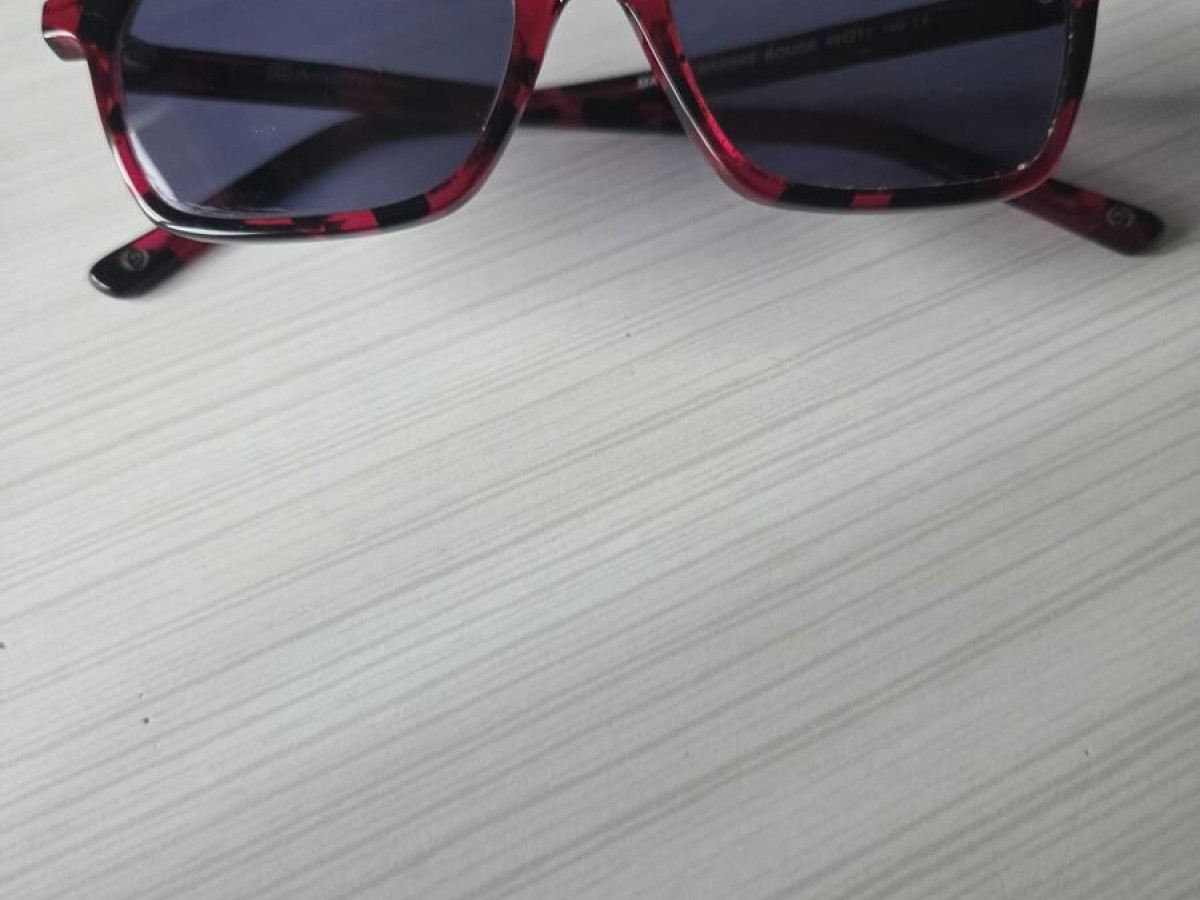 Acuitis - Mathea marbre rouge 49¤17 140