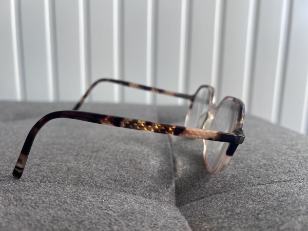 Lou - AW58 C5 51/18 140