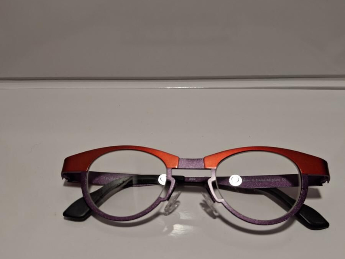 Théo  - Buro 42¤24