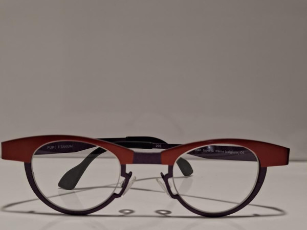 Théo  - Buro 42¤24