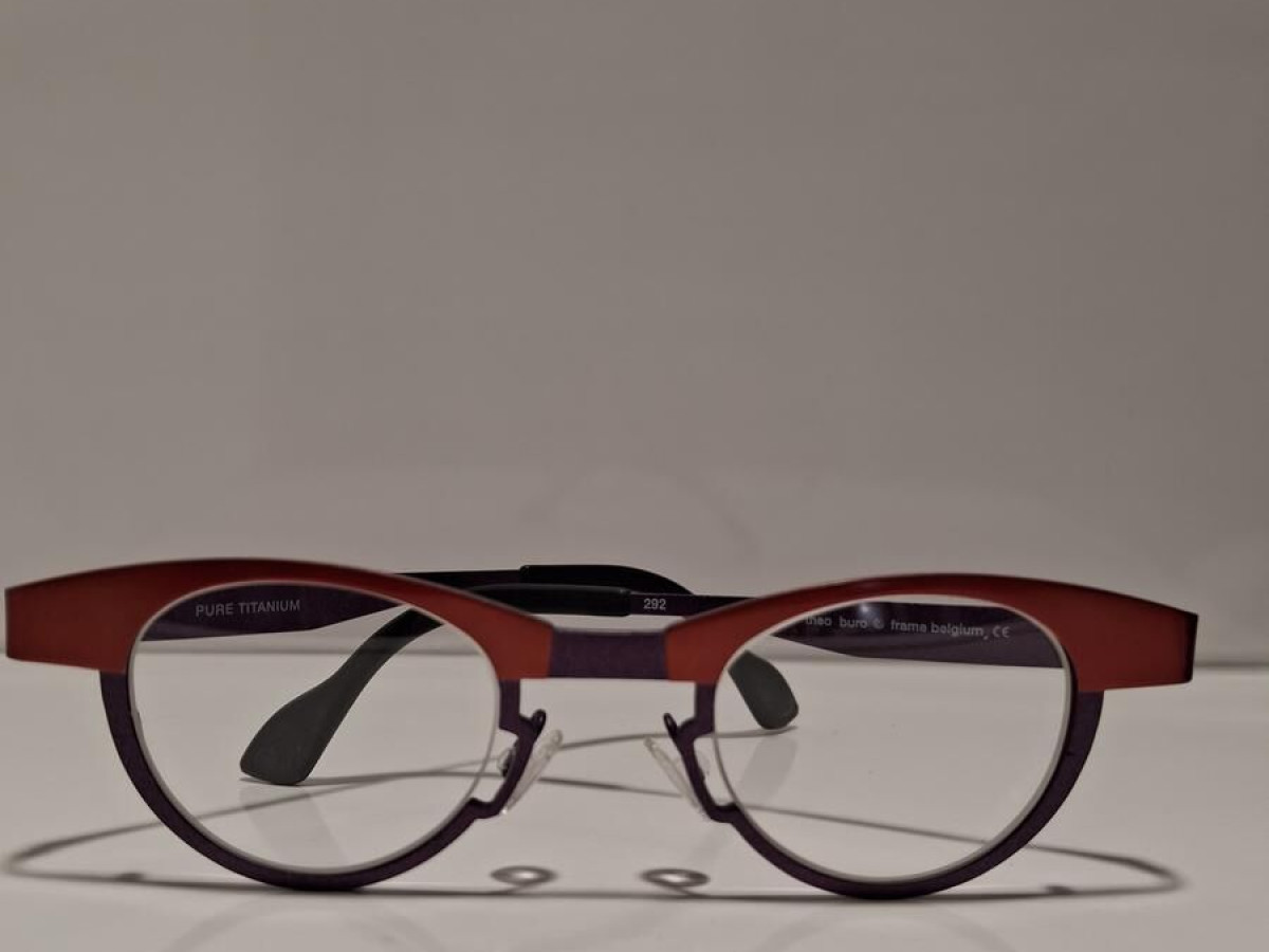 Théo  - Buro 42¤24