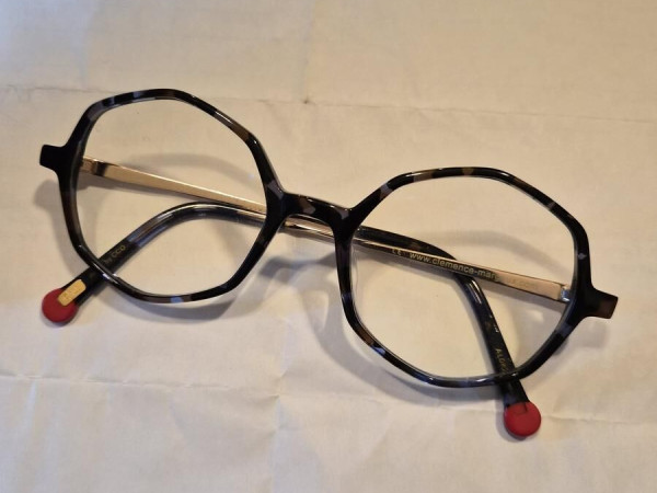 Clémence & Margaux - CM341...