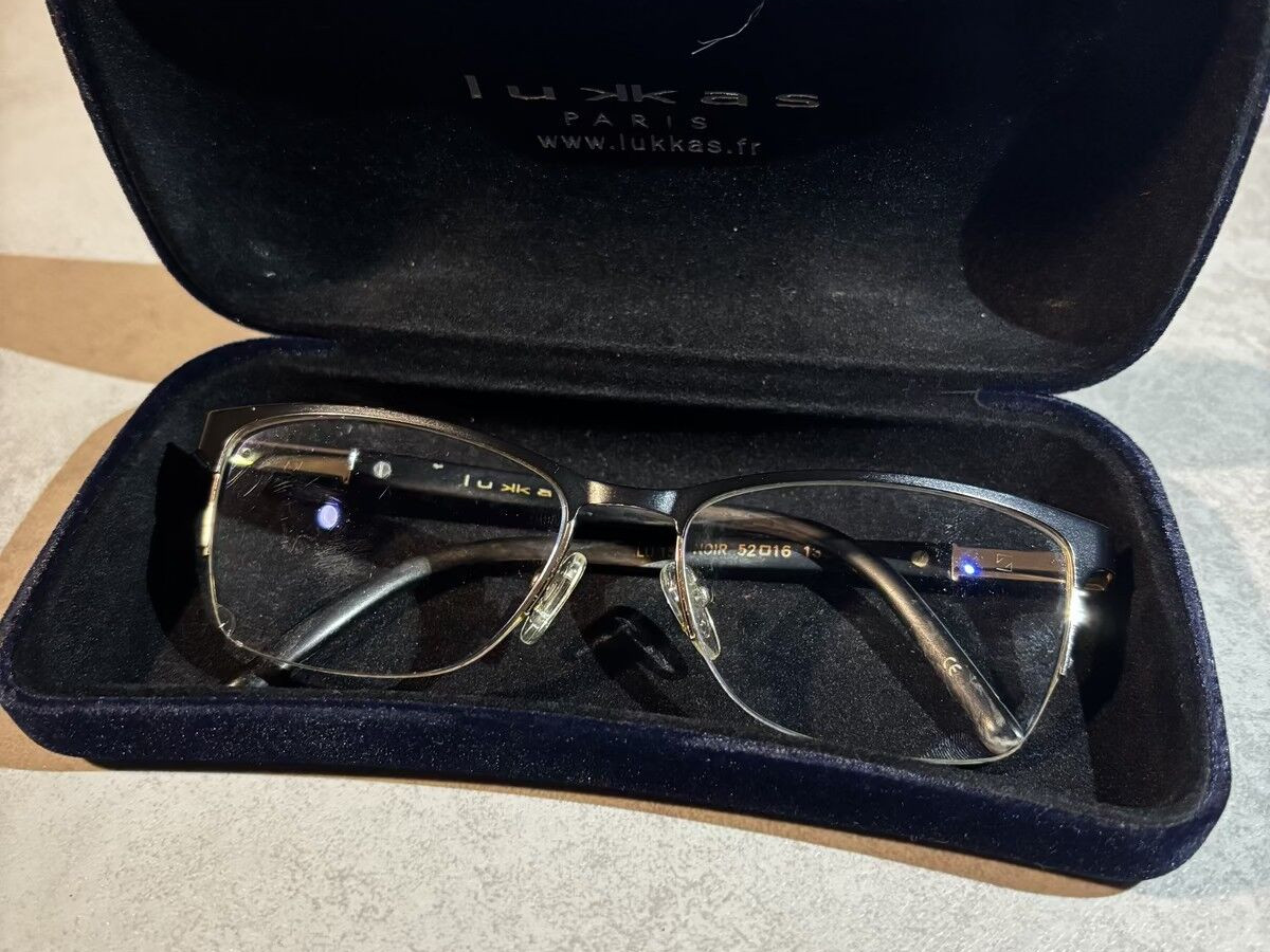 Lukkas - LU1511 NOIR 135 52¤16