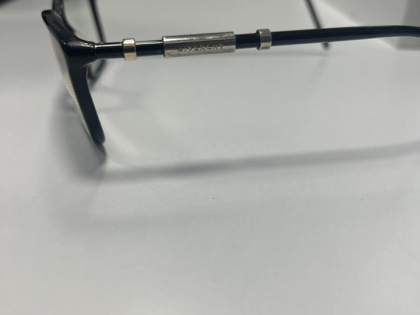 Givenchy - VGV8040 700 140